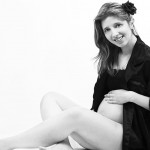Sesión de fotos en estudio a Natalia, embarazada de 7 meses.